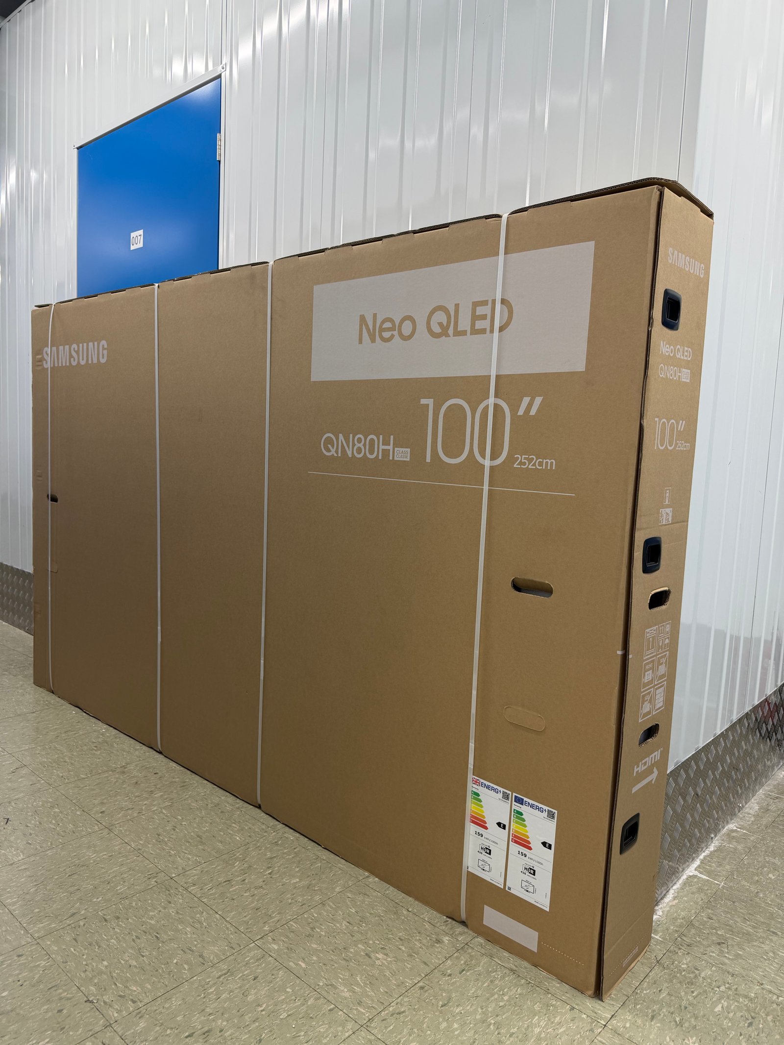 100 inch Samsung