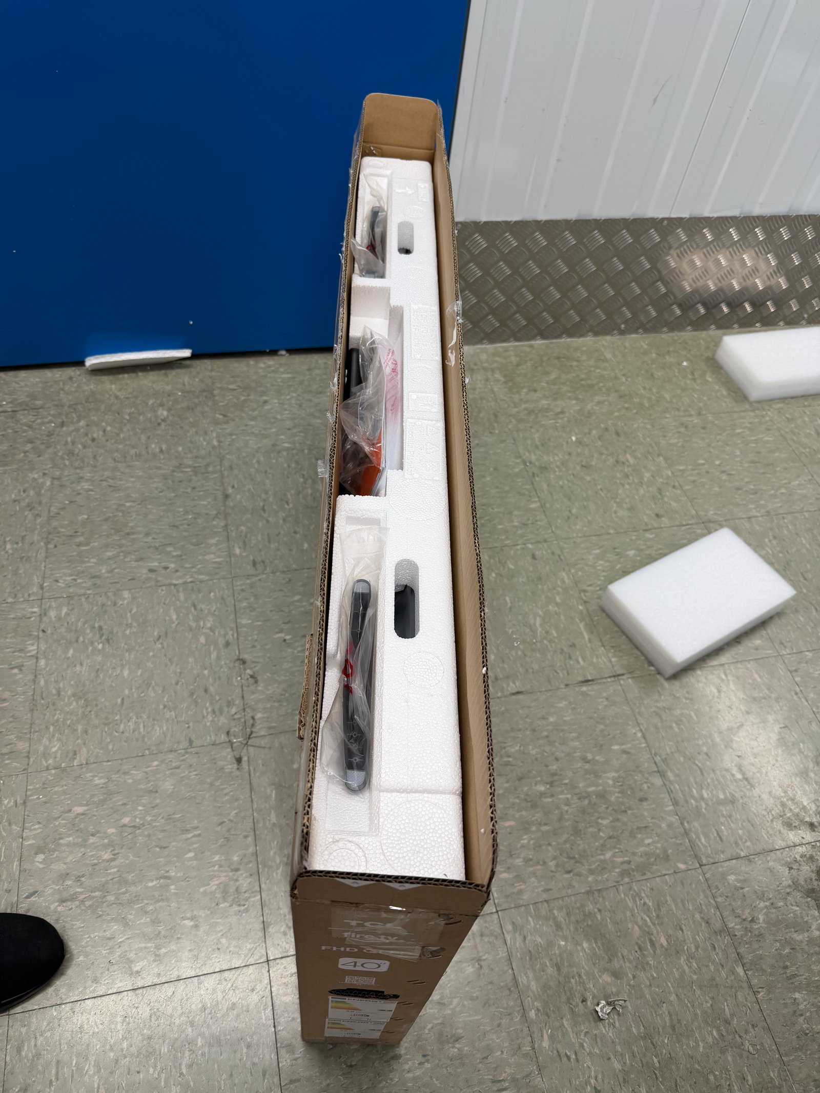 Tcl 40